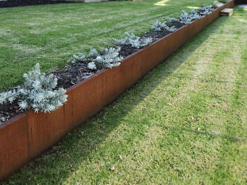 A low border wall.